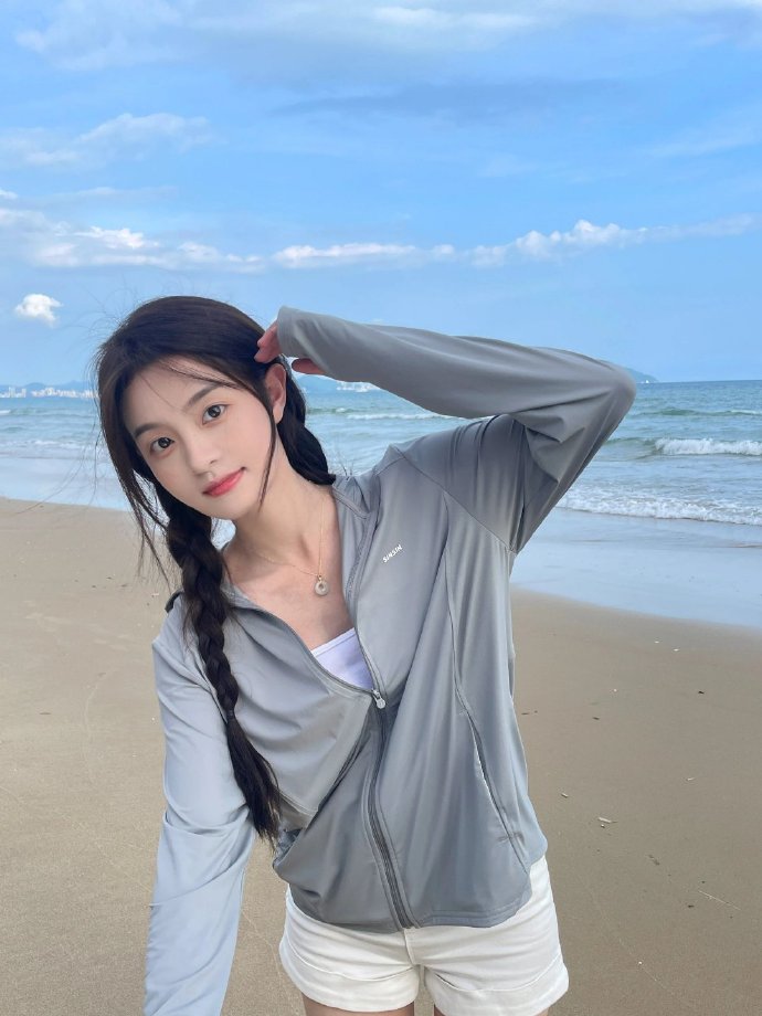 卢卡的夏天 封面