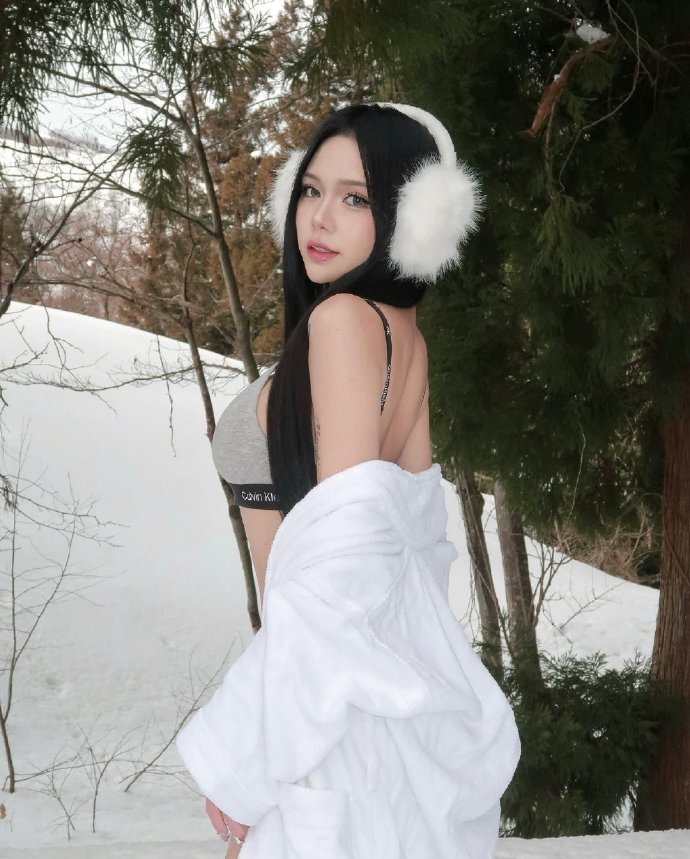 觉醒年代 封面