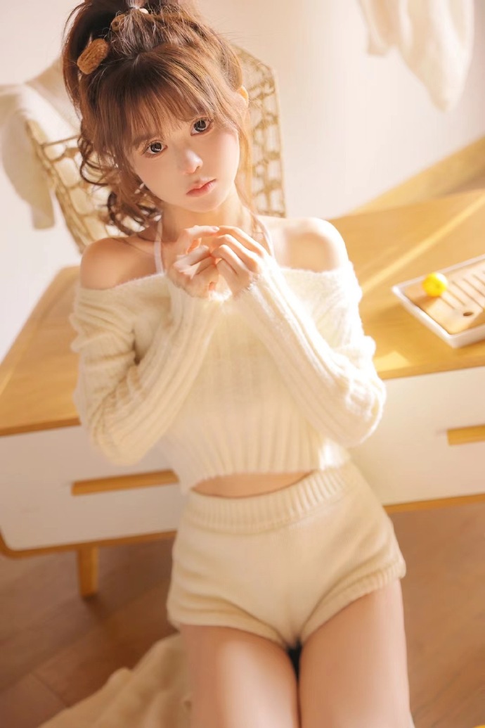 江知夏 头像